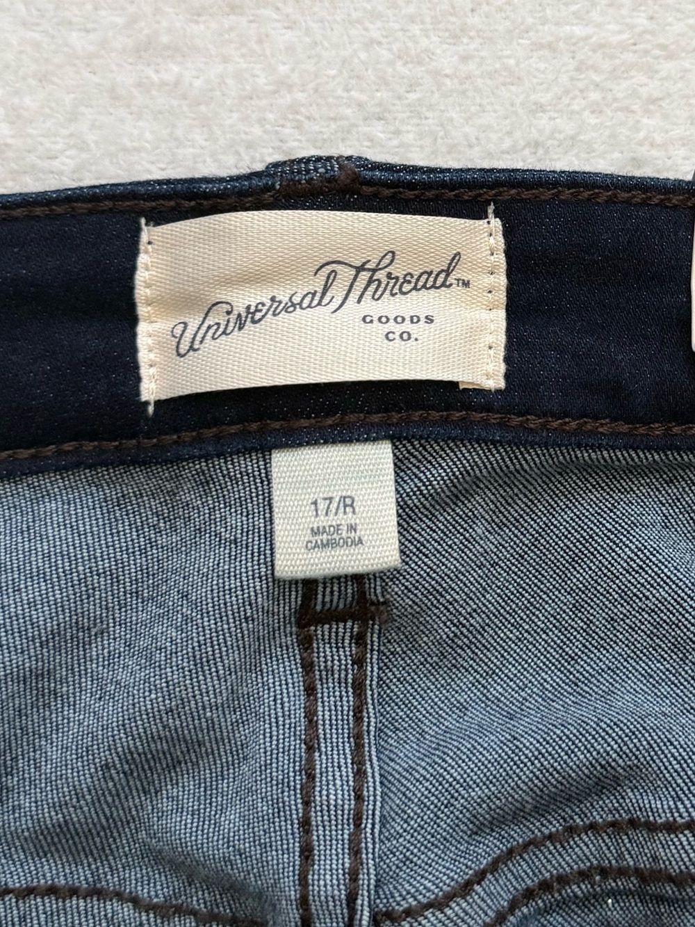 Universal Thread High Rise Ankle Bootcut Jeans Women’s 17R Dark Wash NWT - Picture 8 of 11